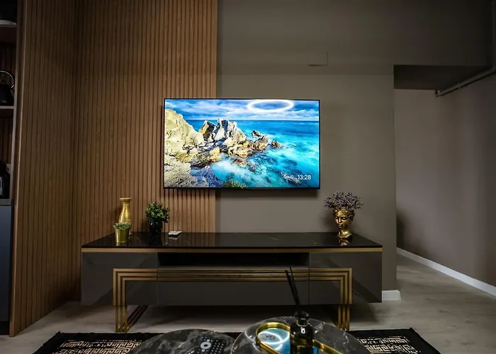 The Black Pearl By Blvd 62B2 - Free Parking Apartment *