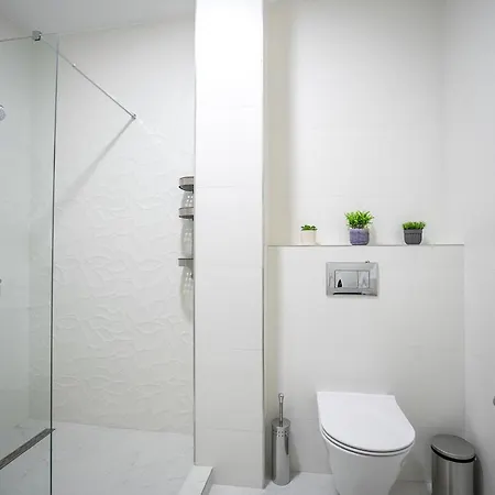 The Black Pearl By Blvd 62b2 - Premium At Ivory